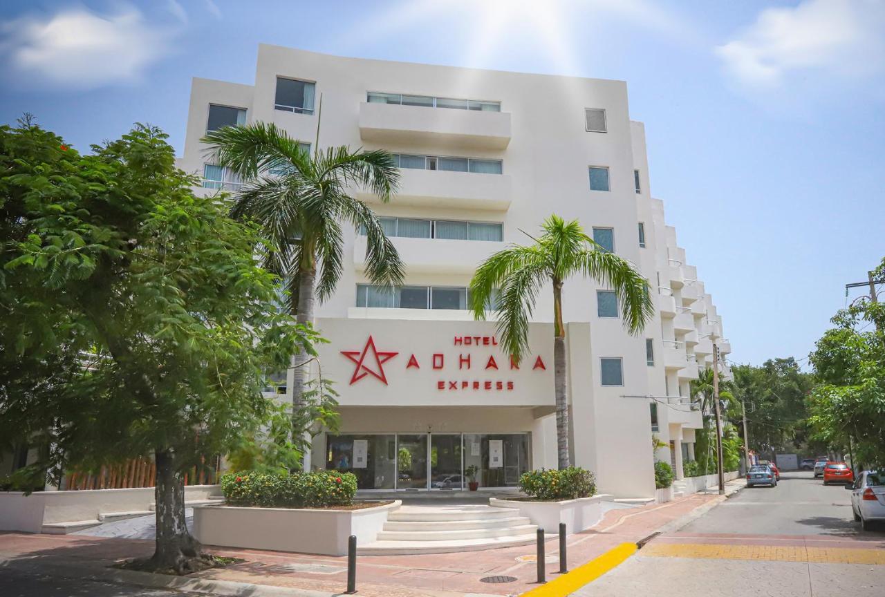 Hôtel Adhara Express à Cancún Extérieur photo
