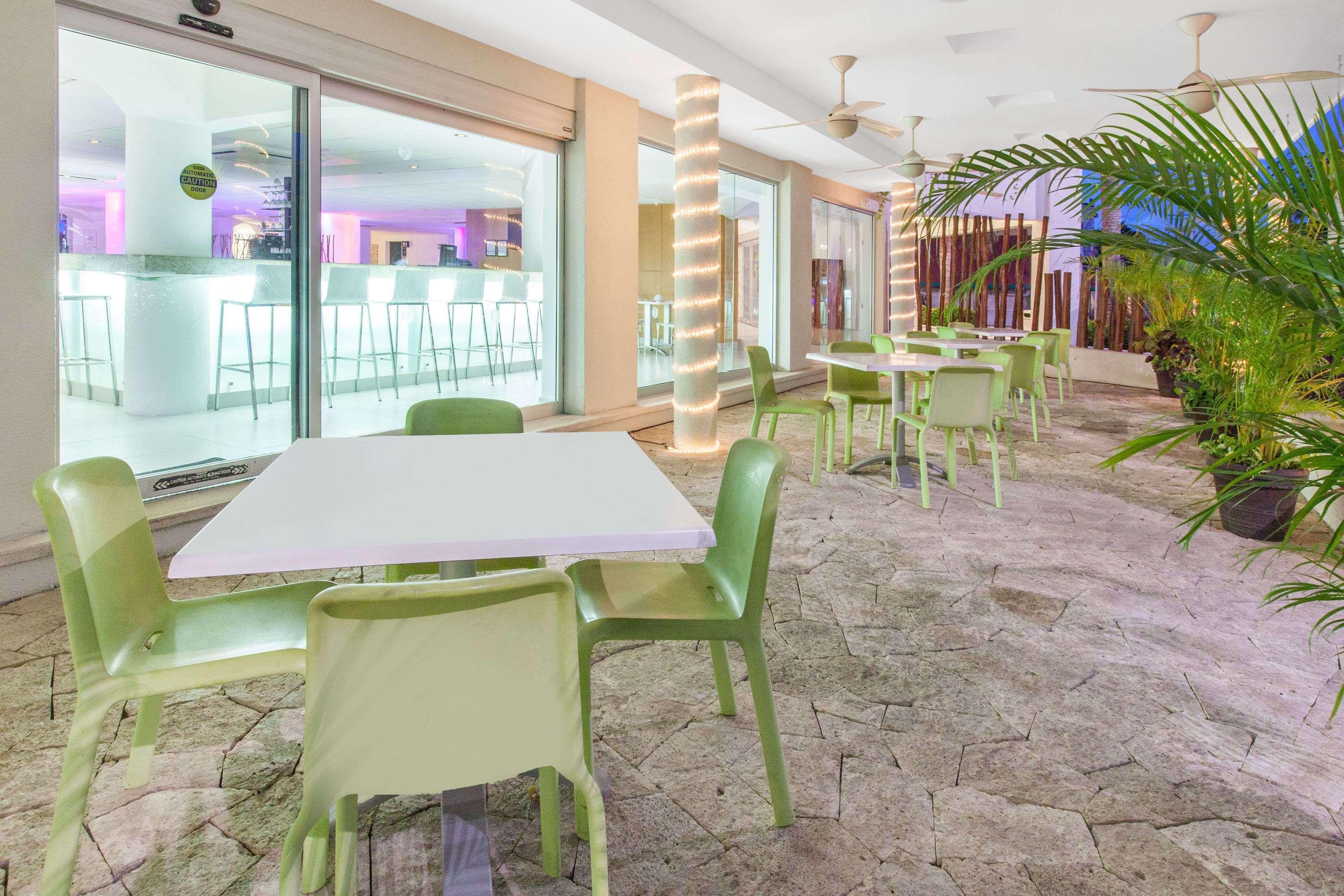 Hôtel Adhara Express à Cancún Extérieur photo